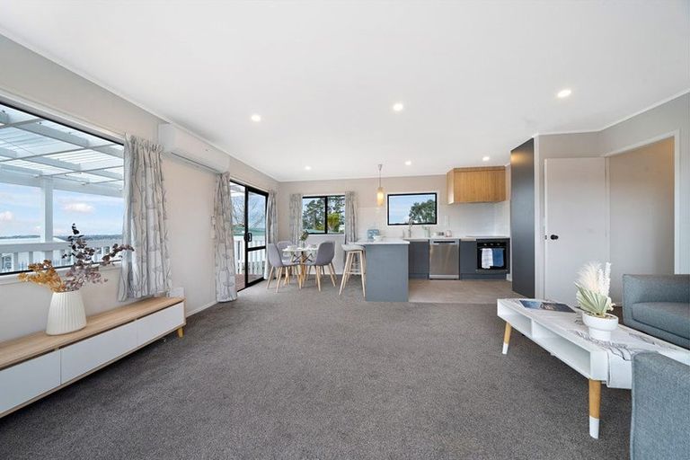 Photo of property in 1/40c West Coast Road, Glen Eden, Auckland, 0602