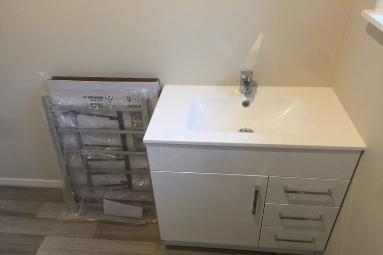 Photo of property in 24 Gloucester Street, Silverstream, Upper Hutt, 5019