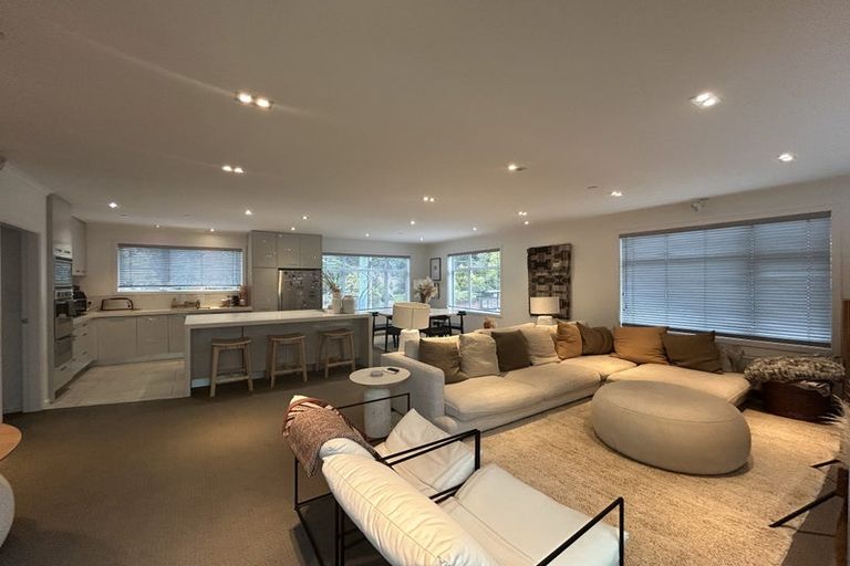 Photo of property in 12 Glenmore Street, Thorndon, Wellington, 6011