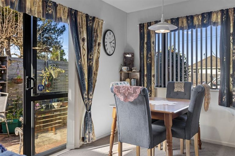 Photo of property in 1/453 Greers Road, Bishopdale, Christchurch, 8053