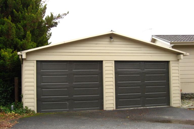 Photo of property in 13 Pritchard Place, Arrowtown, 9302