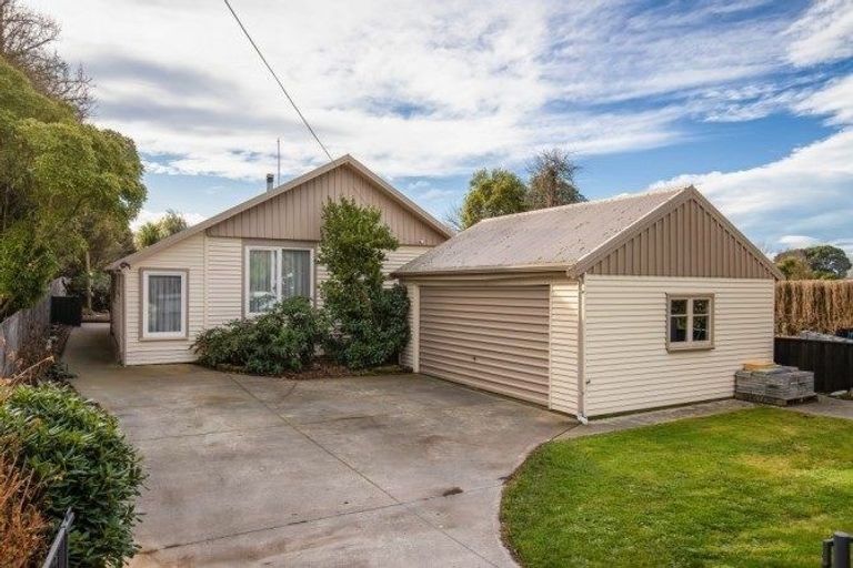 Photo of property in 48 Queens Avenue, Waikuku Beach, 7402