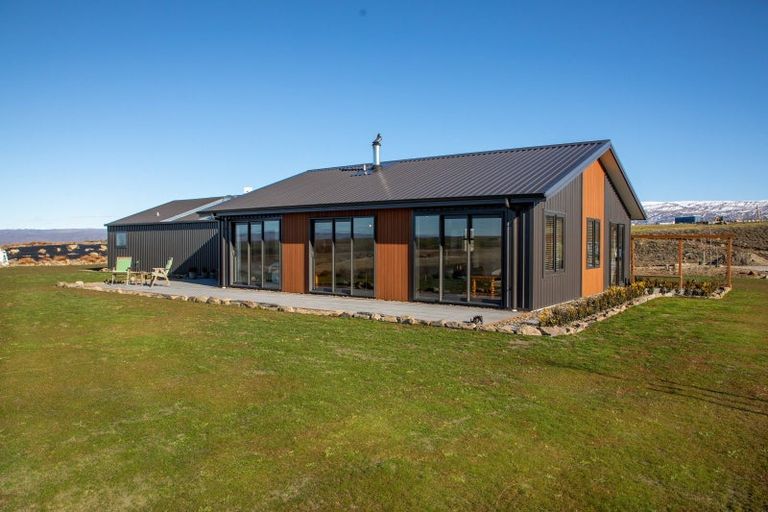 Photo of property in 1 Stella Way, Waikerikeri, Alexandra, 9391