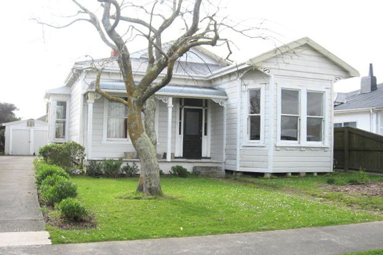 Photo of property in 15 Hereford Street, West End, Palmerston North, 4410