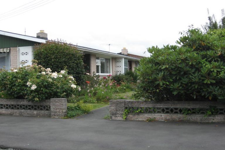 Photo of property in 2/36 Hanrahan Street, Upper Riccarton, Christchurch, 8041