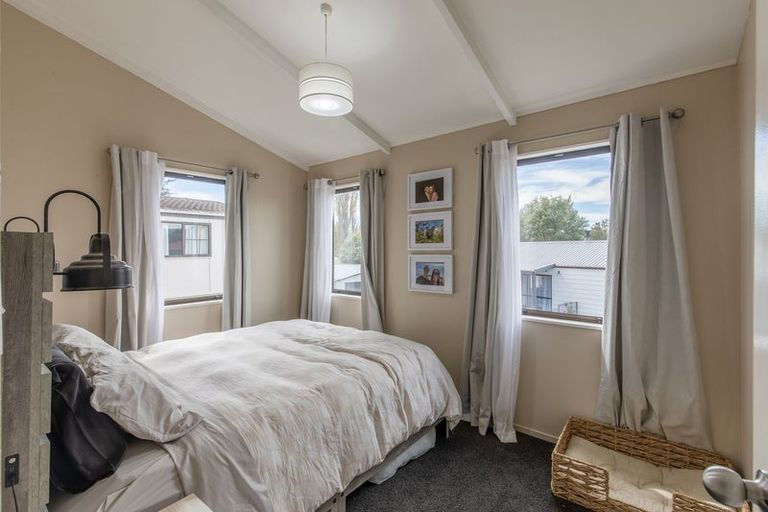 Photo of property in 1 Rea Grove, Turangi, 3334