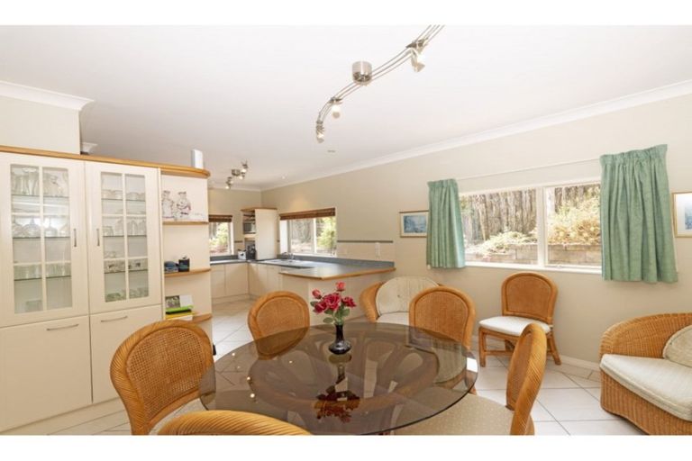 Photo of property in 7 Semillon Avenue, Henderson, Auckland, 0612