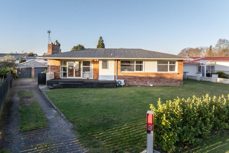 Photo of property in 3 Frame Street, Leamington, Cambridge, 3432