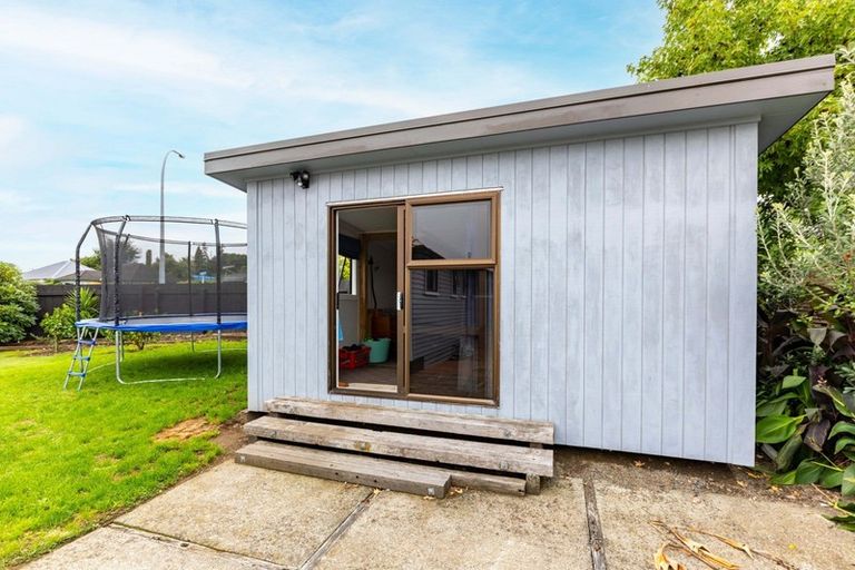 Photo of property in 12 Savage Crescent, Waipukurau, 4200