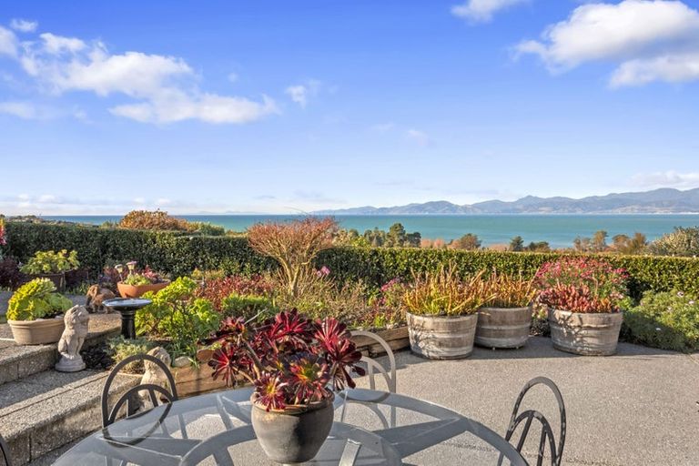 Photo of property in 208 Pomona Road, Ruby Bay, Upper Moutere, 7173