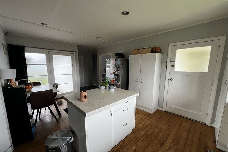 Photo of property in 6 Dunn Street, Wainuiomata, Lower Hutt, 5014