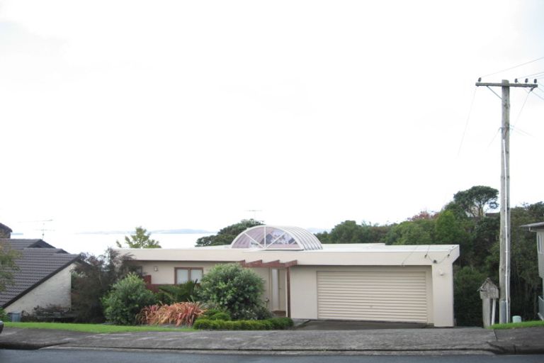 Photo of property in 141 Mellons Bay Road, Mellons Bay, Auckland, 2014