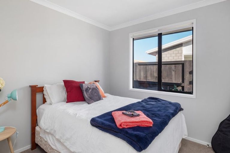 Photo of property in 3 Tamapahore Boulevard, Papamoa Beach, Papamoa, 3118