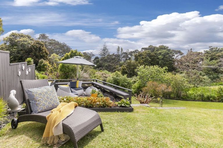 Photo of property in 2/40 Coronation Road, Hillcrest, Auckland, 0627
