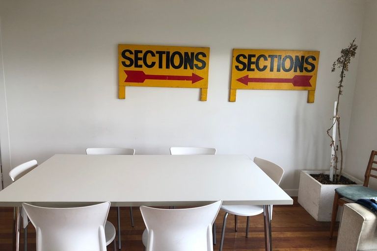 Photo of property in 77 Queen Street, Northcote Point, Auckland, 0627