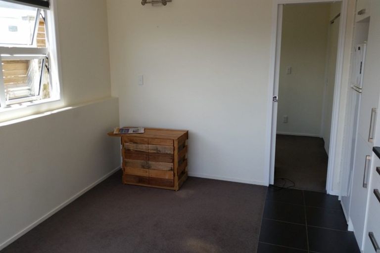 Photo of property in 15 Asquith Terrace, Brooklyn, Wellington, 6021