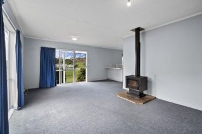 Photo of property in 1087 Halcombe Road, Halcombe, Feilding, 4779