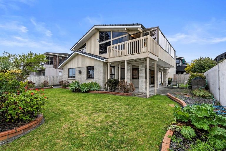 Photo of property in 88 Marine Parade, Mount Maunganui, 3116