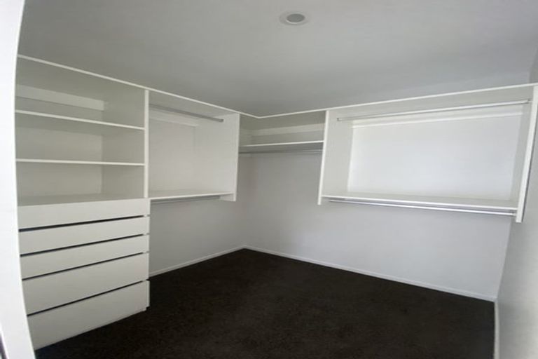 Photo of property in 19 Crossley Avenue, Woodend, 7610