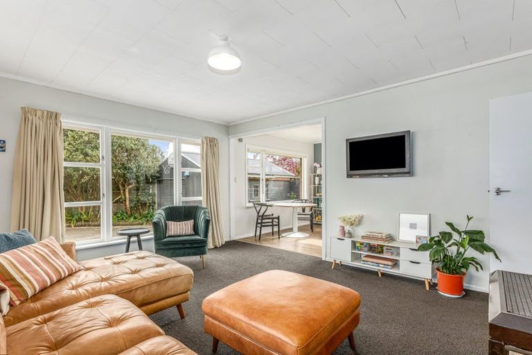 Photo of property in 9a Ranfurly Street, Trentham, Upper Hutt, 5018