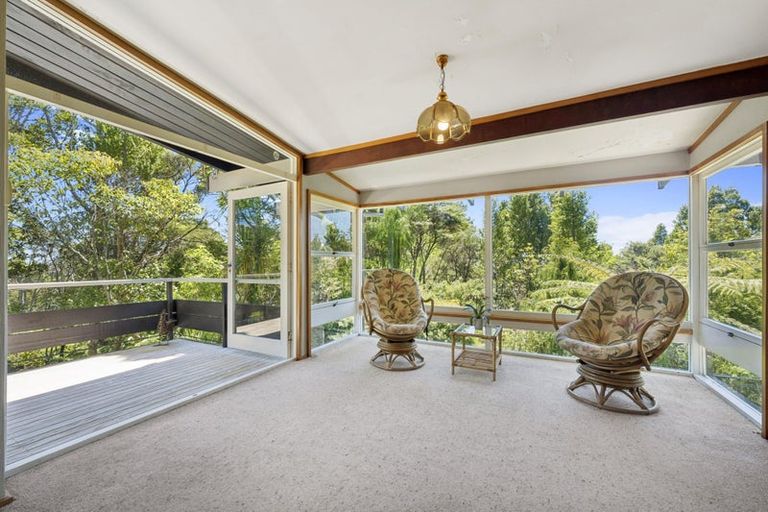 Photo of property in 222 Atkinson Road, Titirangi, Auckland, 0604