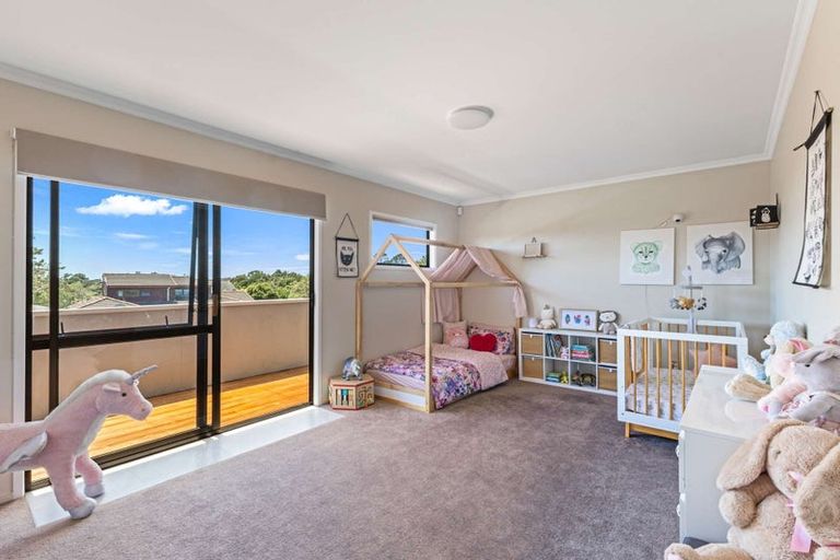 Photo of property in 58 Karina Road, Merrilands, New Plymouth, 4312