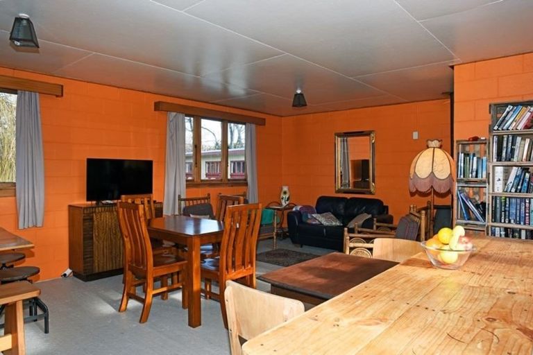Photo of property in 1 Macdonald Street, Ophir, Omakau, 9393