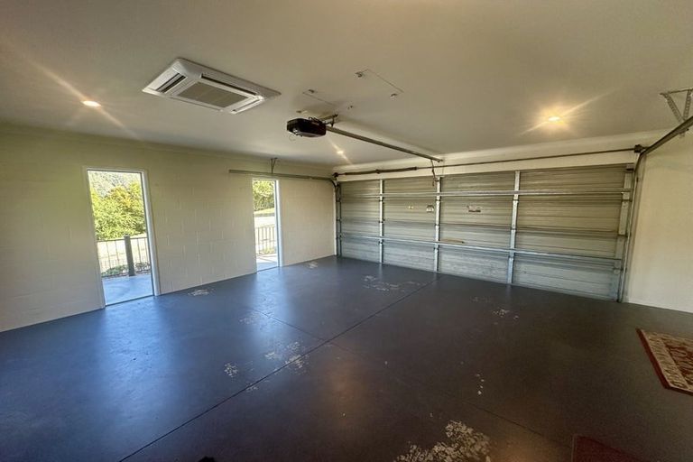 Photo of property in 8 Harbour View Heights, Picton, 7220