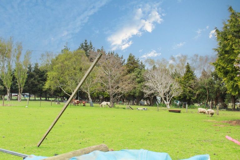 Photo of property in 143 Wallacetown Lorneville Highway, Lorneville, Invercargill, 9874