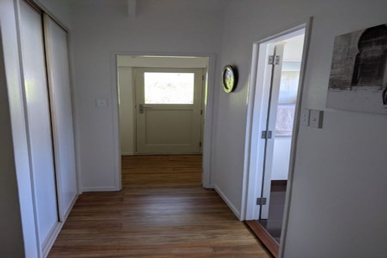 Photo of property in 61 Seddon Crescent, Whataupoko, Gisborne, 4010