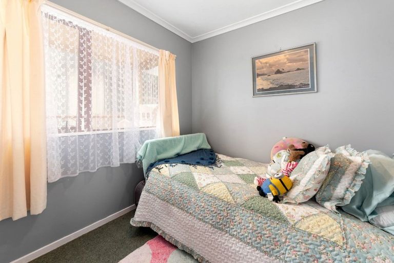 Photo of property in 18 Fenruss Street, Fairy Springs, Rotorua, 3015