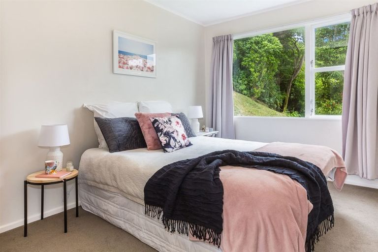 Photo of property in 5 Spey Place, Papakowhai, Porirua, 5024