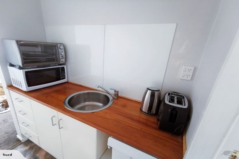 Photo of property in 14 Sharivari Place, Conifer Grove, Takanini, 2112