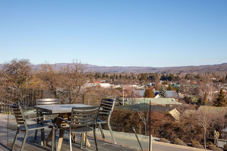 Photo of property in 26 Naylor Street, Clyde, 9330