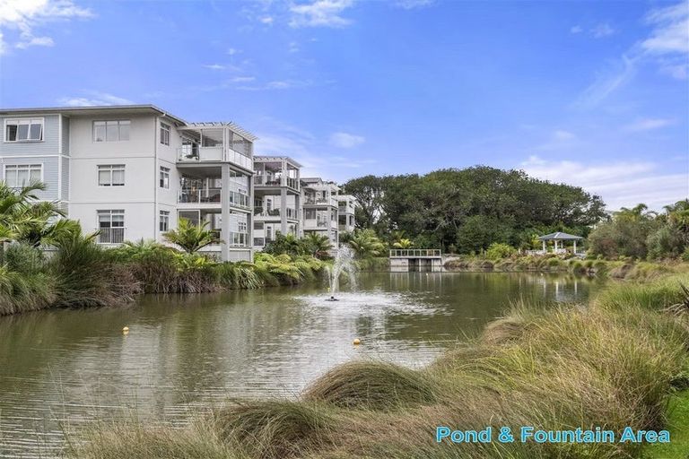 Photo of property in 73 Panorama Heights, Orewa, 0931