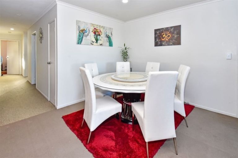 Photo of property in 43 Cyclamen Road, Mangere, Auckland, 2022