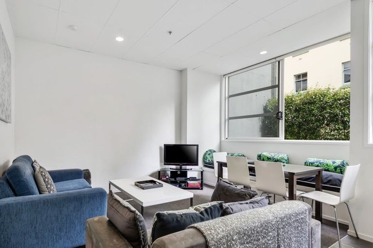 Photo of property in Cambridge Apartments, 303/43 Anzac Avenue, Auckland Central, Auckland, 1010