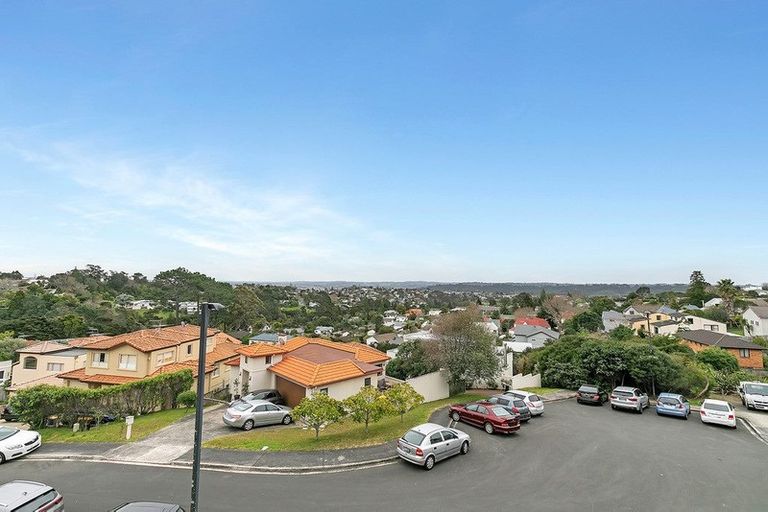 Photo of property in 3/5 Monte Cassino Place, Birkdale, Auckland, 0626
