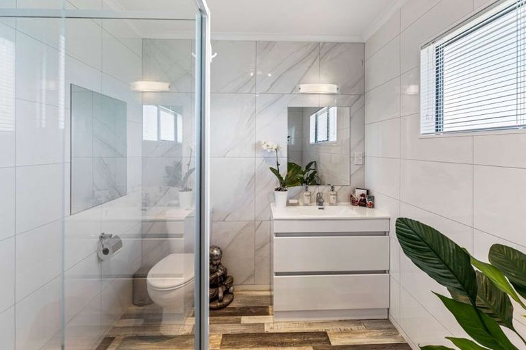 Photo of property in 13 Kamahi Street, Castlecliff, Whanganui, 4501