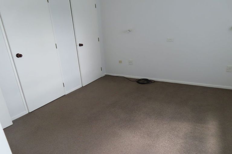 Photo of property in 40 Neeve Road, Taradale, Napier, 4112