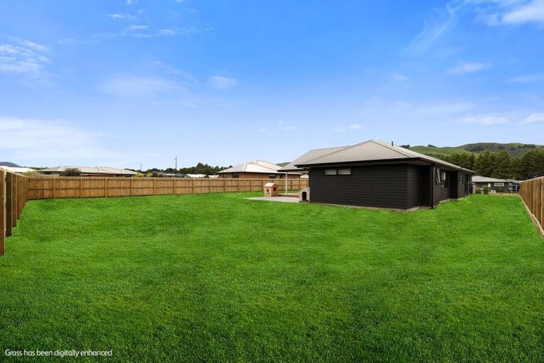 Photo of property in 52 Oakdale Drive, Kinloch, Taupo, 3377