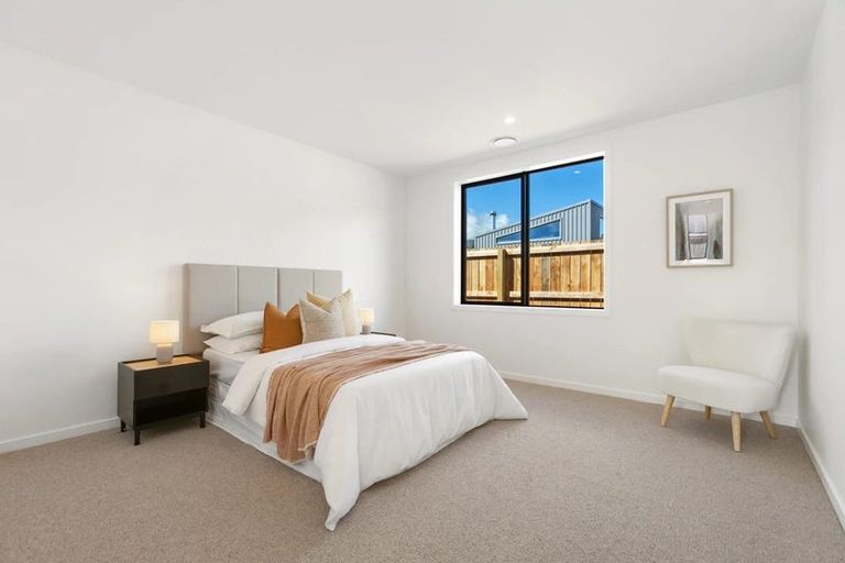 Photo of property in 14 Rubus Street, Wanaka, 9382