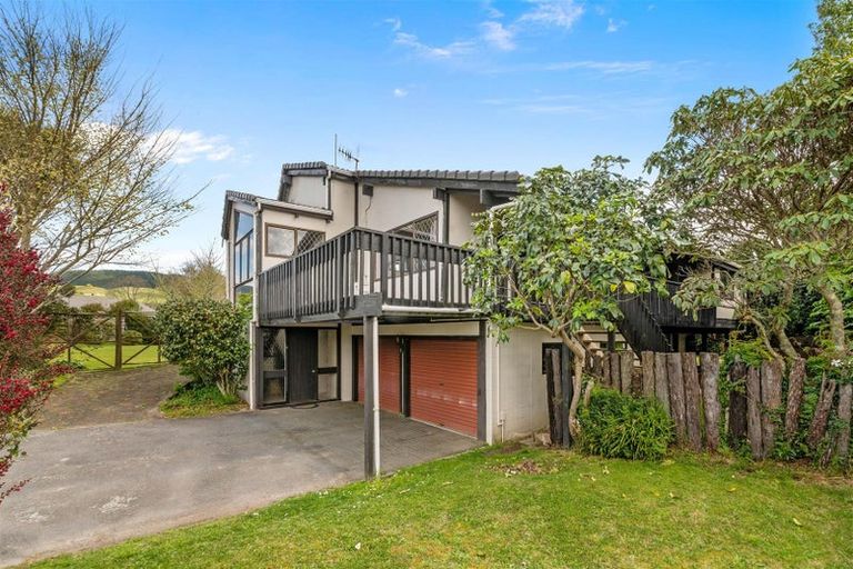 Photo of property in 5 Bradley Place, Lynmore, Rotorua, 3010