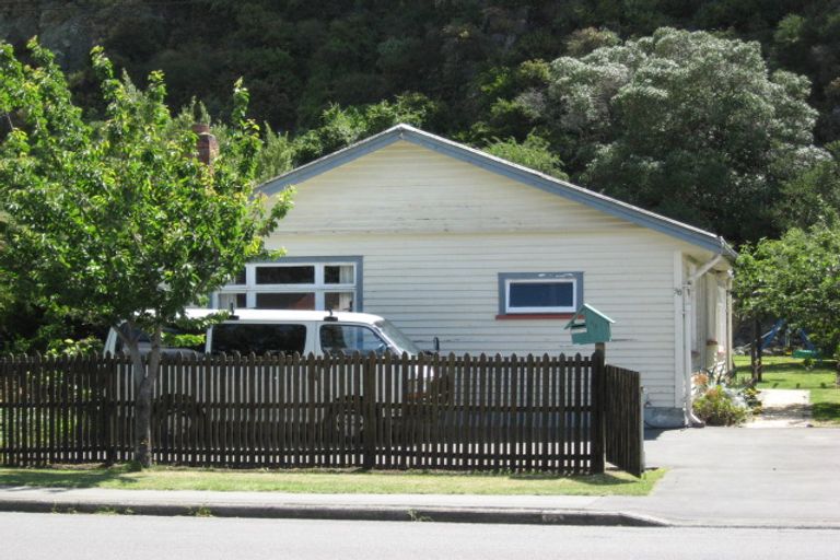 Photo of property in 38 Wakefield Avenue, Sumner, Christchurch, 8081