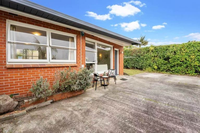 Photo of property in 29 Dudley Road, Mission Bay, Auckland, 1071