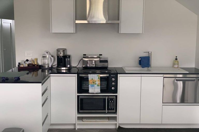 Photo of property in 145 Oliver Road, Bendigo, Cromwell, 9383