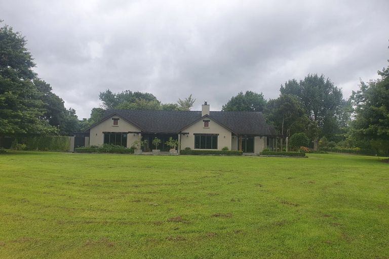 Photo of property in 11 Homestead Lane, Fitzherbert, Palmerston North, 4471