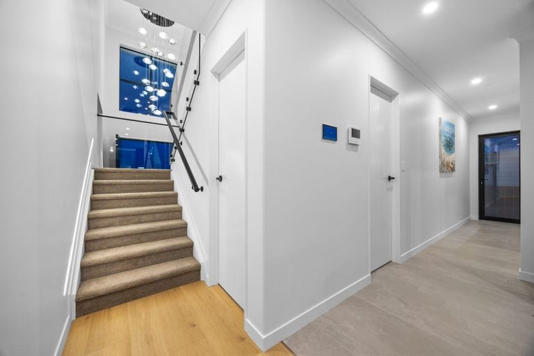 Photo of property in 2 Laurel Drive, Rosehill, 2113