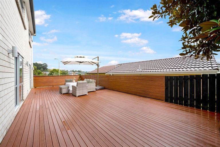 Photo of property in 24 Kellett Road, Ranui, Auckland, 0612