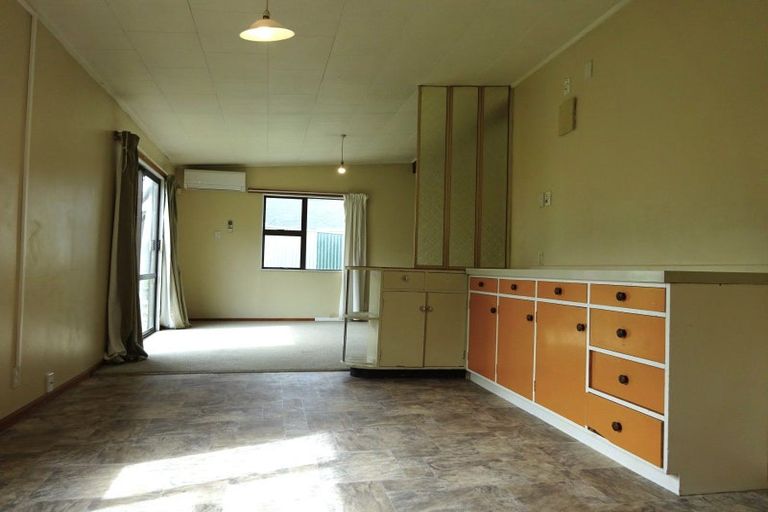 Photo of property in 21 Dewe Terrace, Foxton Beach, Foxton, 4815